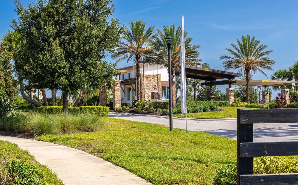 17632 CRESCENT MOON LOOP Bradenton, FL 34211