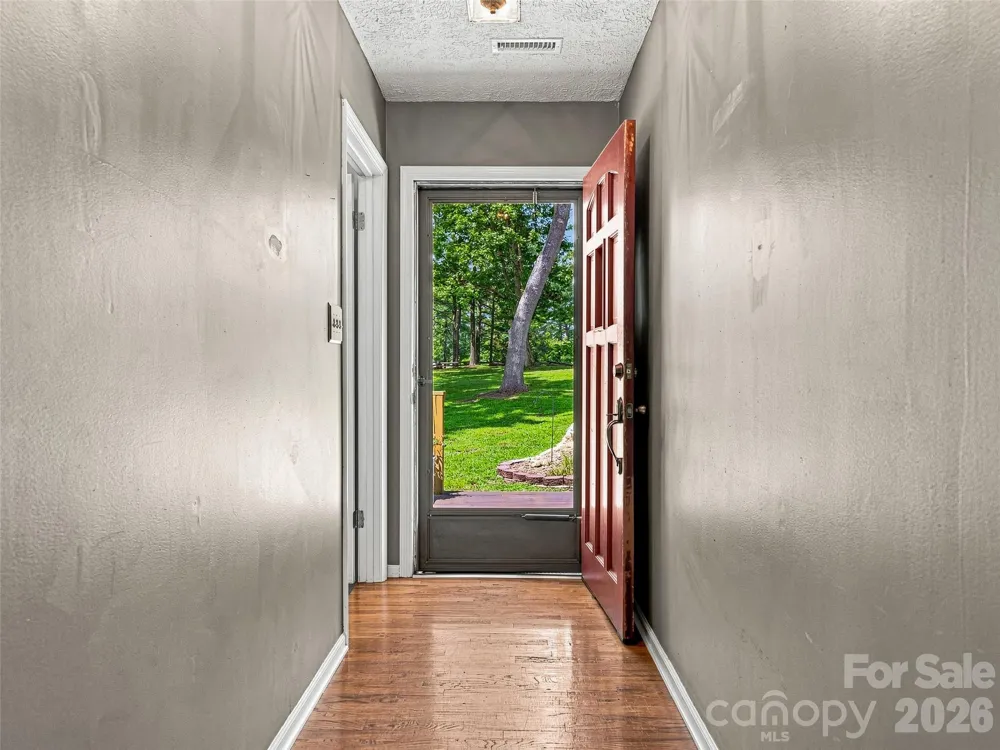 38 Chadwick Wade Drive Asheville, NC 28804