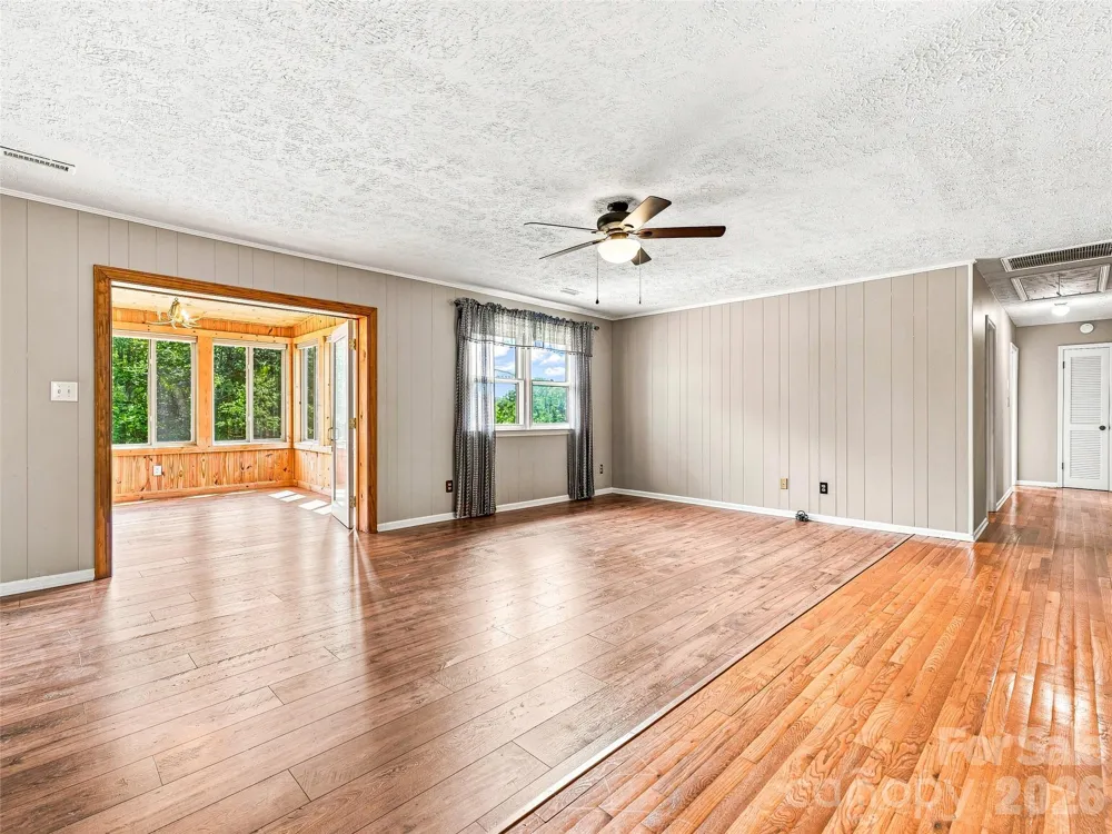 38 Chadwick Wade Drive Asheville, NC 28804