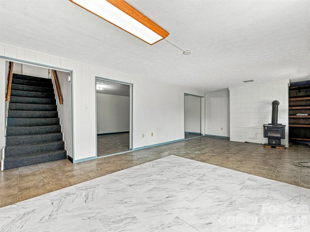38 Chadwick Wade Drive Asheville, NC 28804