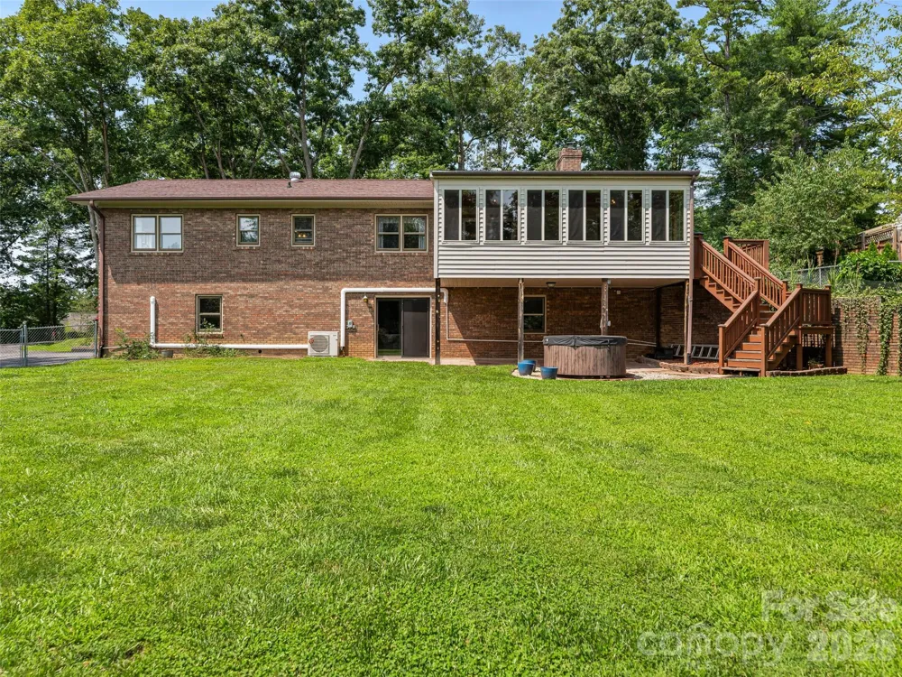 38 Chadwick Wade Drive Asheville, NC 28804