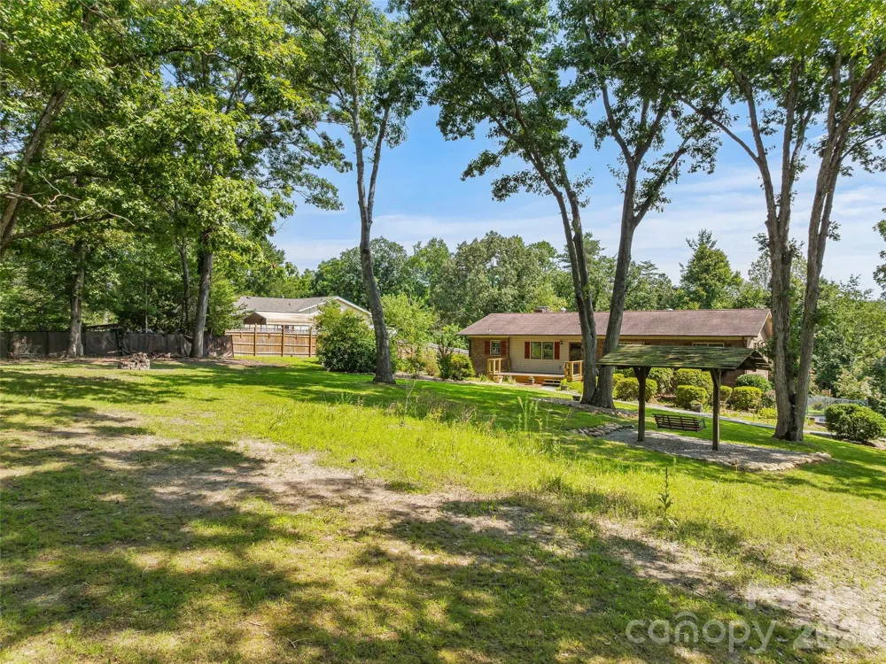 38 Chadwick Wade Drive Asheville, NC 28804