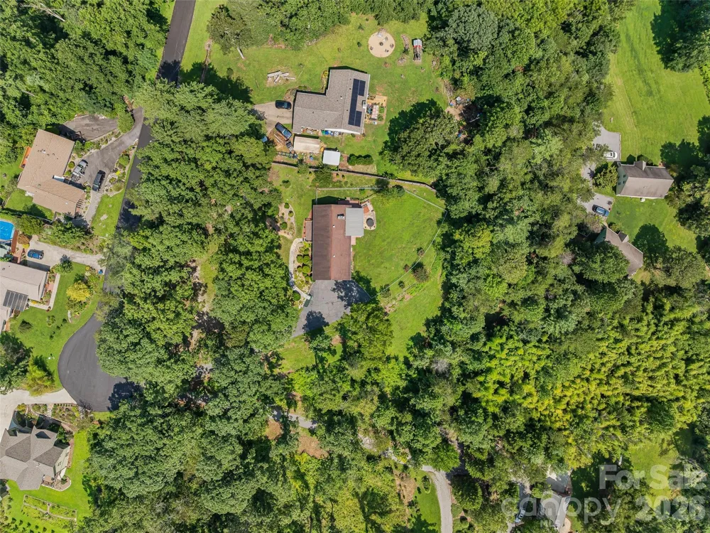 38 Chadwick Wade Drive Asheville, NC 28804