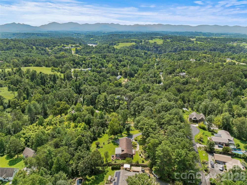 38 Chadwick Wade Drive Asheville, NC 28804