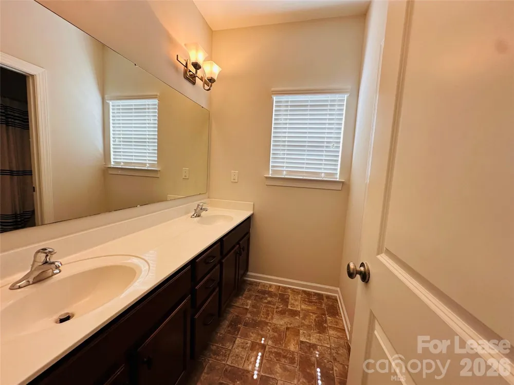 10326 Newbridge Road Charlotte, NC 28278