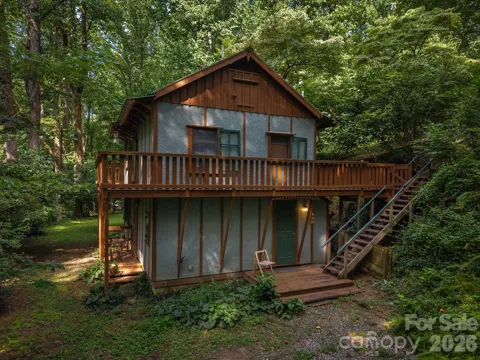 1051 Frost Road