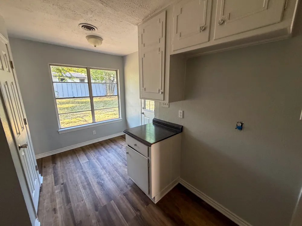 121 Vandenburg Drive #B Denison, TX 75020