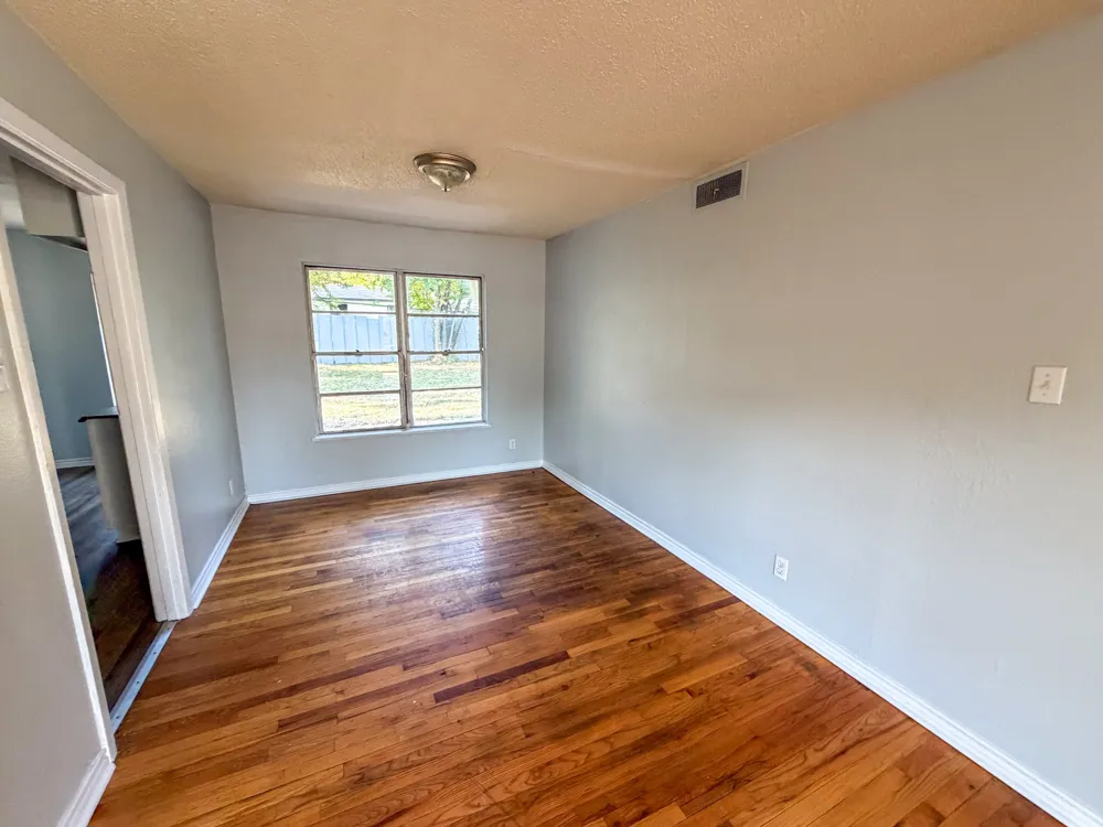 121 Vandenburg Drive #B Denison, TX 75020