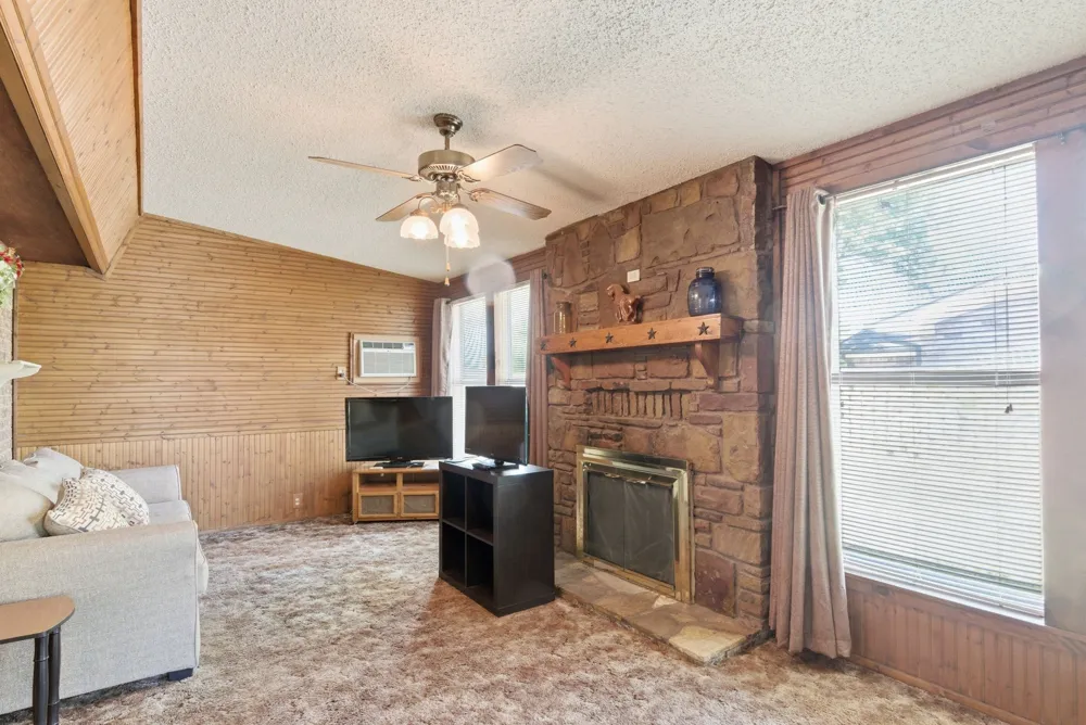 2304 Sha Lane Breckenridge, TX 76424