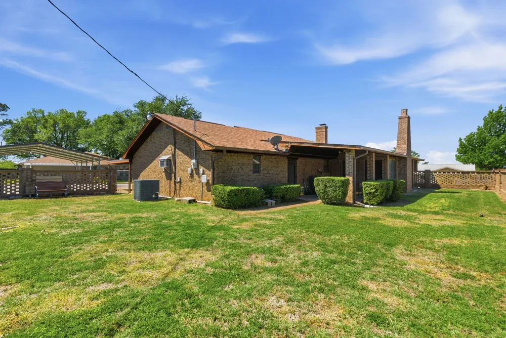 2304 Sha Lane Breckenridge, TX 76424