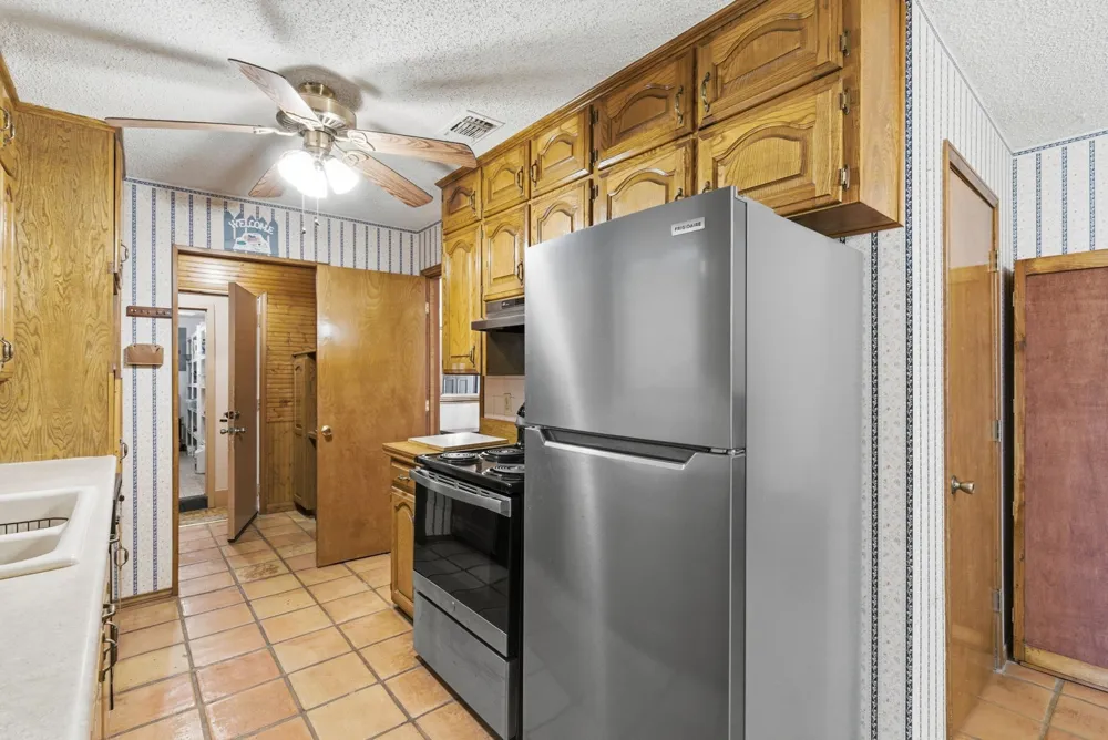 2304 Sha Lane Breckenridge, TX 76424