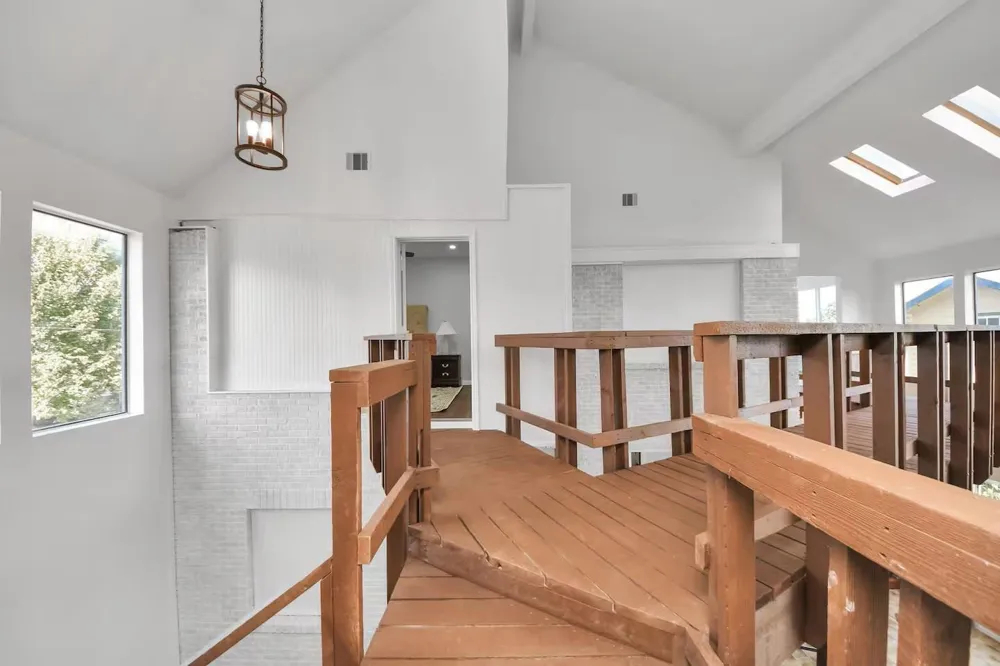 2002 Rosewood Street Houston, TX 77004