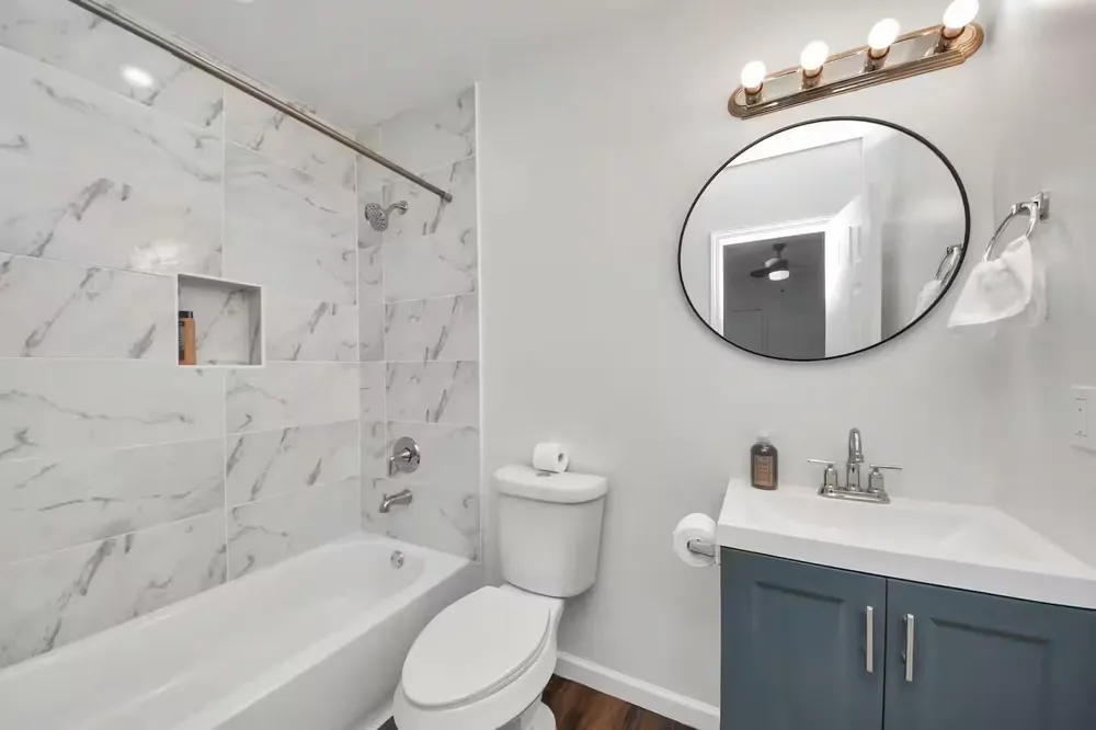 2002 Rosewood Street Houston, TX 77004