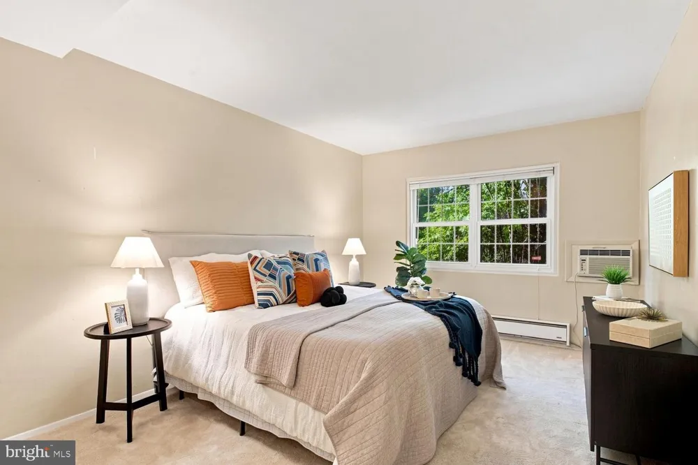 3410 GUNSTON ROAD Alexandria, VA 22302
