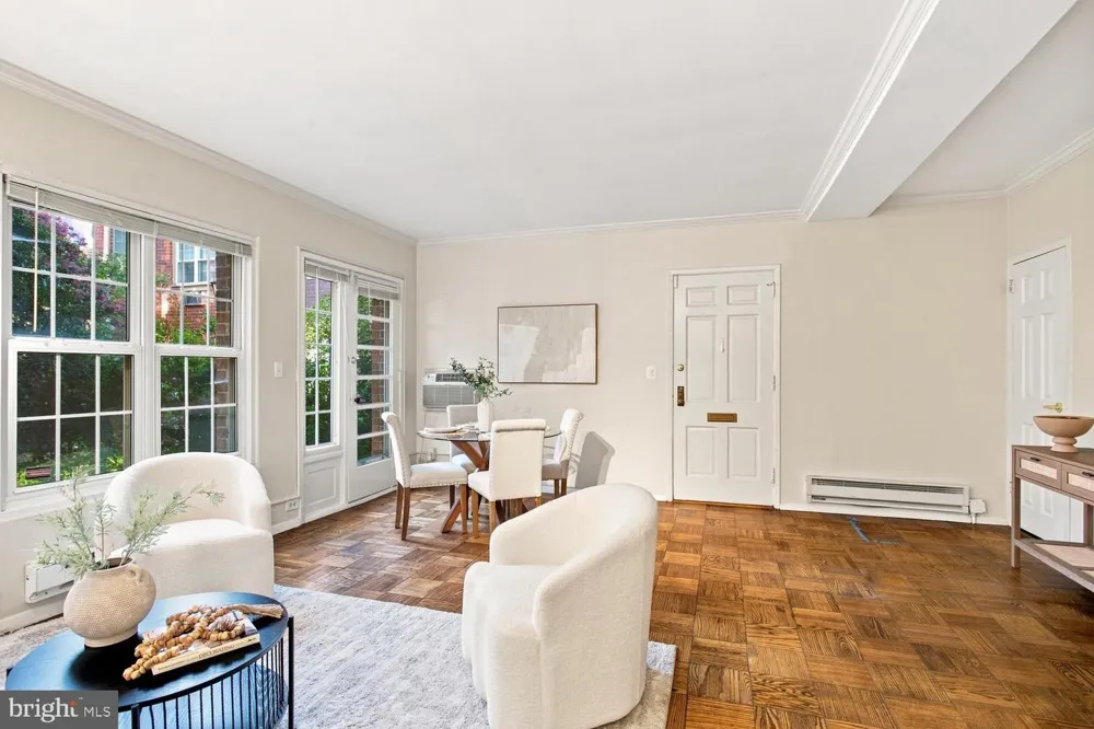 3410 GUNSTON ROAD Alexandria, VA 22302