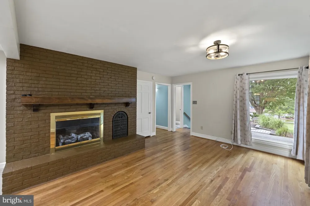 759 MCCLELLAN DRIVE Gettysburg, PA 17325