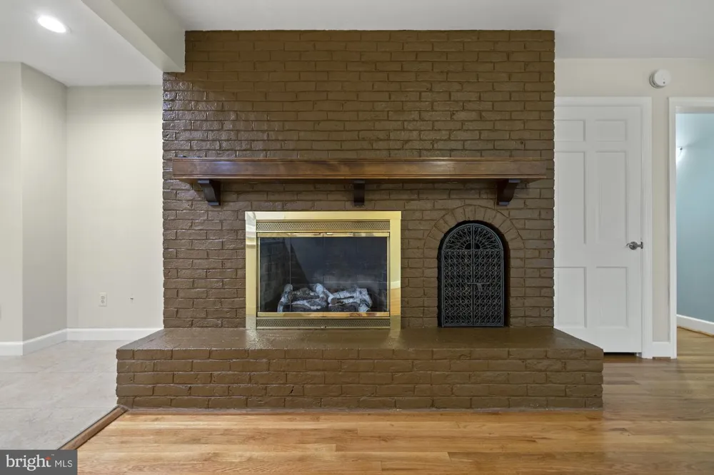 759 MCCLELLAN DRIVE Gettysburg, PA 17325