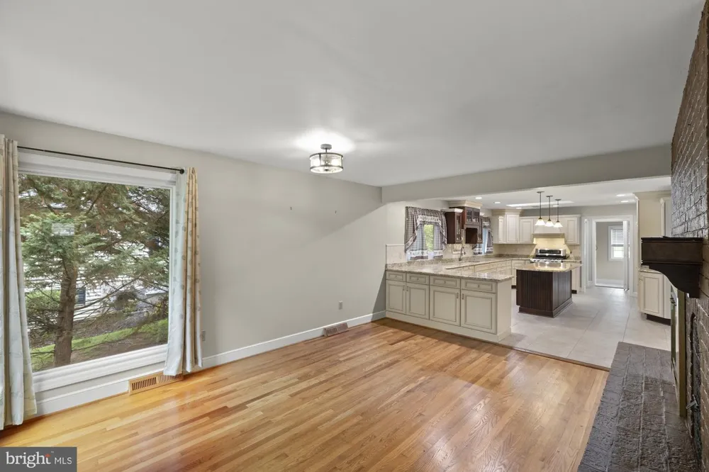 759 MCCLELLAN DRIVE Gettysburg, PA 17325
