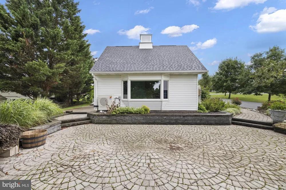 759 MCCLELLAN DRIVE Gettysburg, PA 17325