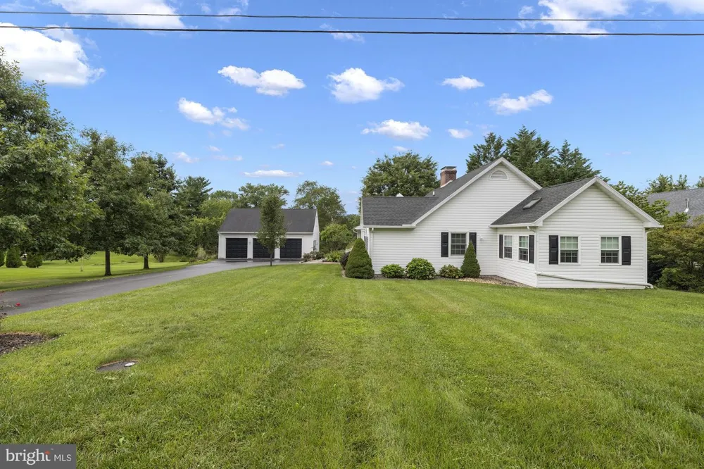 759 MCCLELLAN DRIVE Gettysburg, PA 17325
