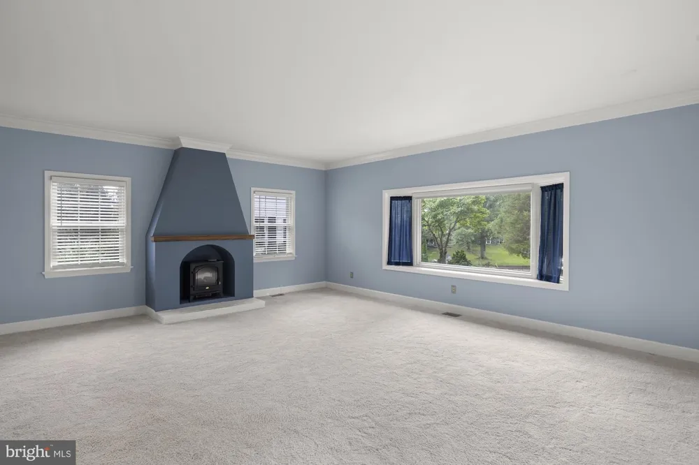 759 MCCLELLAN DRIVE Gettysburg, PA 17325