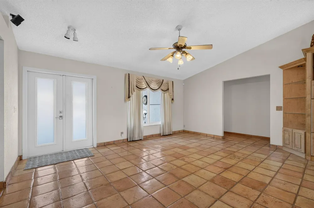 5417 NW 83rd Way Coral Springs, FL 33067