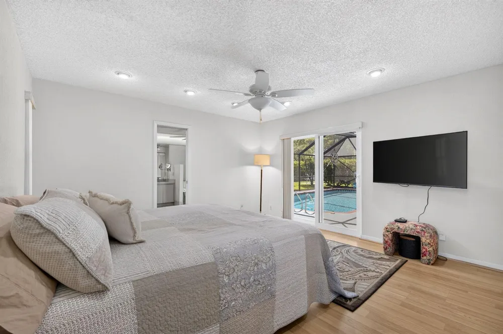 5417 NW 83rd Way Coral Springs, FL 33067