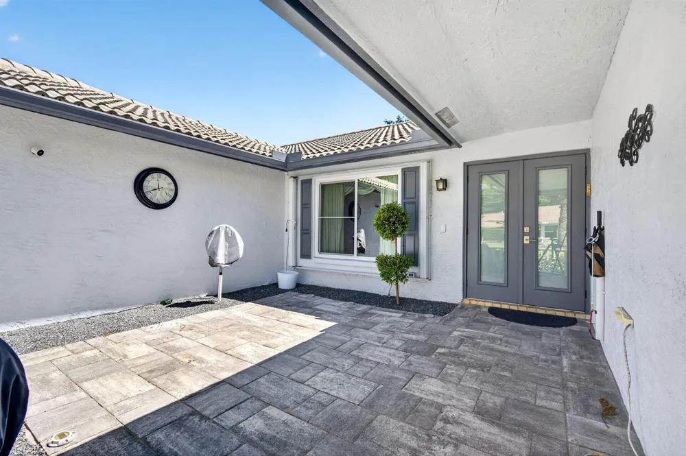 5417 NW 83rd Way Coral Springs, FL 33067