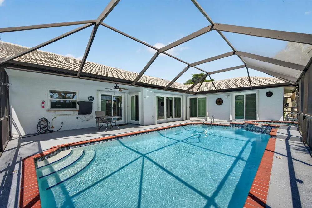 5417 NW 83rd Way Coral Springs, FL 33067