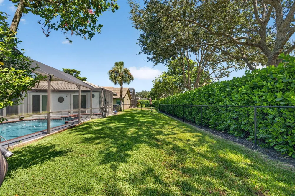 5417 NW 83rd Way Coral Springs, FL 33067