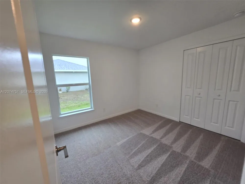 1407 NW 17th Pl Cape Coral, FL 33993