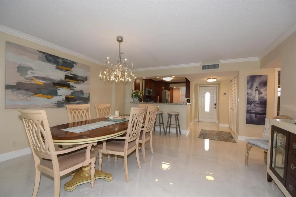 1012 OCEAN BOULEVARD #802 Pompano Beach, FL 33062