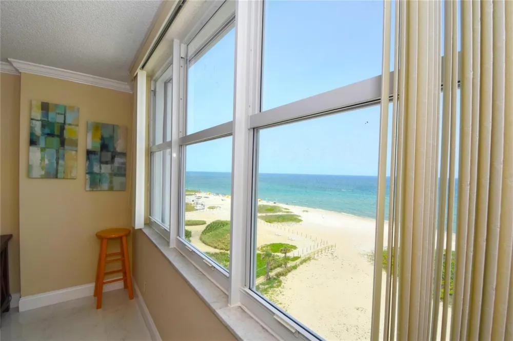 1012 OCEAN BOULEVARD #802 Pompano Beach, FL 33062