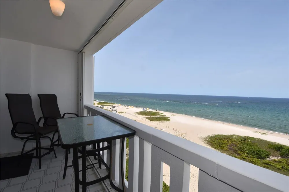 1012 OCEAN BOULEVARD #802 Pompano Beach, FL 33062