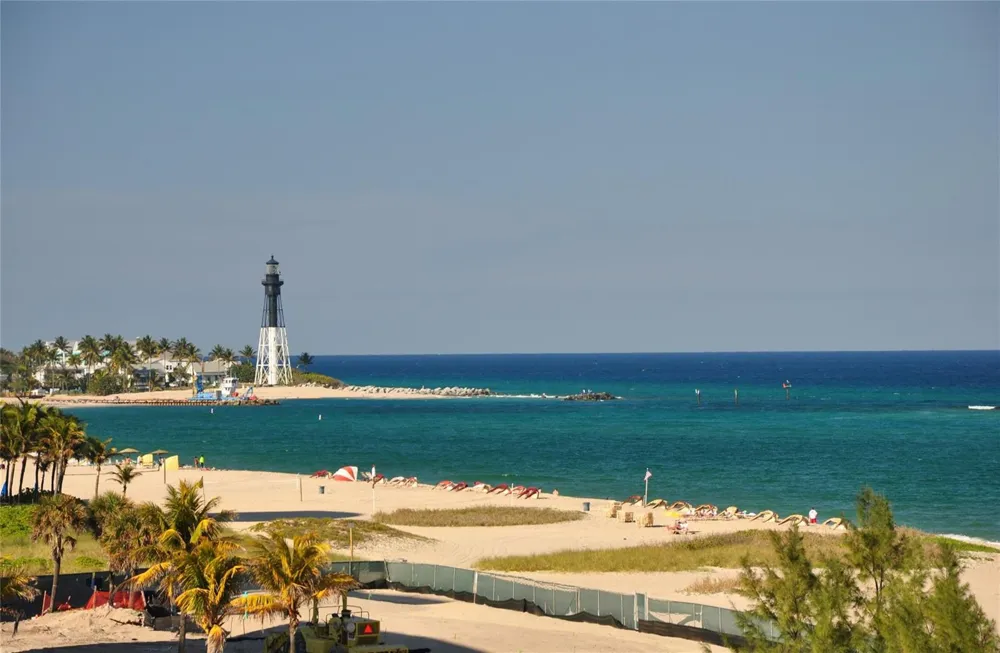 1012 OCEAN BOULEVARD #802 Pompano Beach, FL 33062