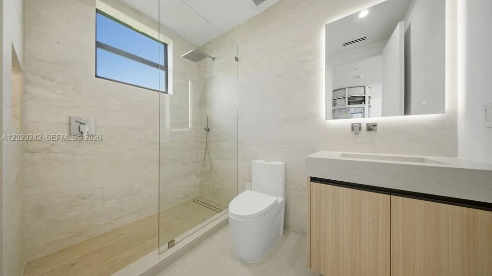 3318 NE 16TH PLACE Fort Lauderdale, FL 33305