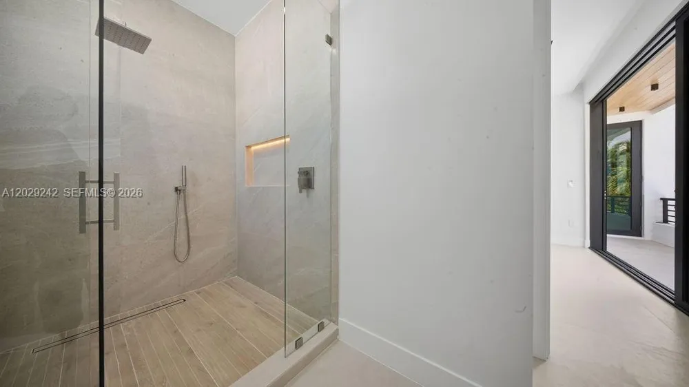 3318 NE 16TH PLACE Fort Lauderdale, FL 33305