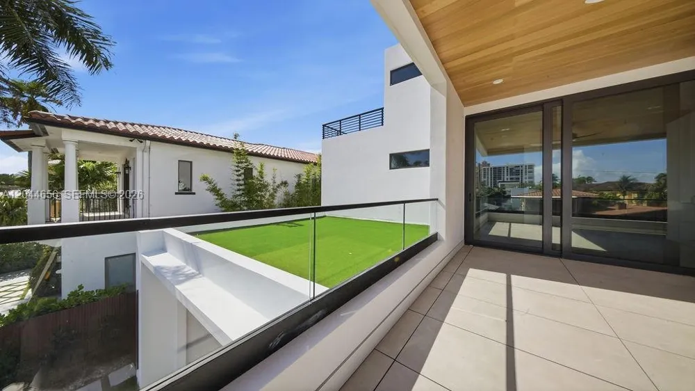 3318 NE 16TH PLACE Fort Lauderdale, FL 33305
