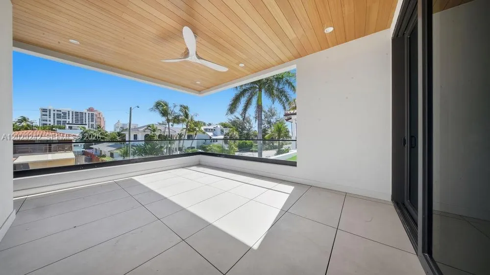 3318 NE 16TH PLACE Fort Lauderdale, FL 33305