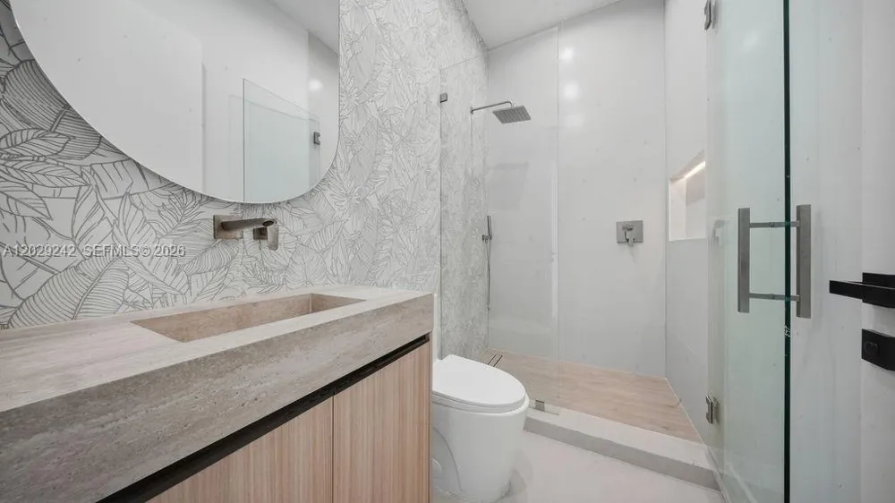 3318 NE 16TH PLACE Fort Lauderdale, FL 33305