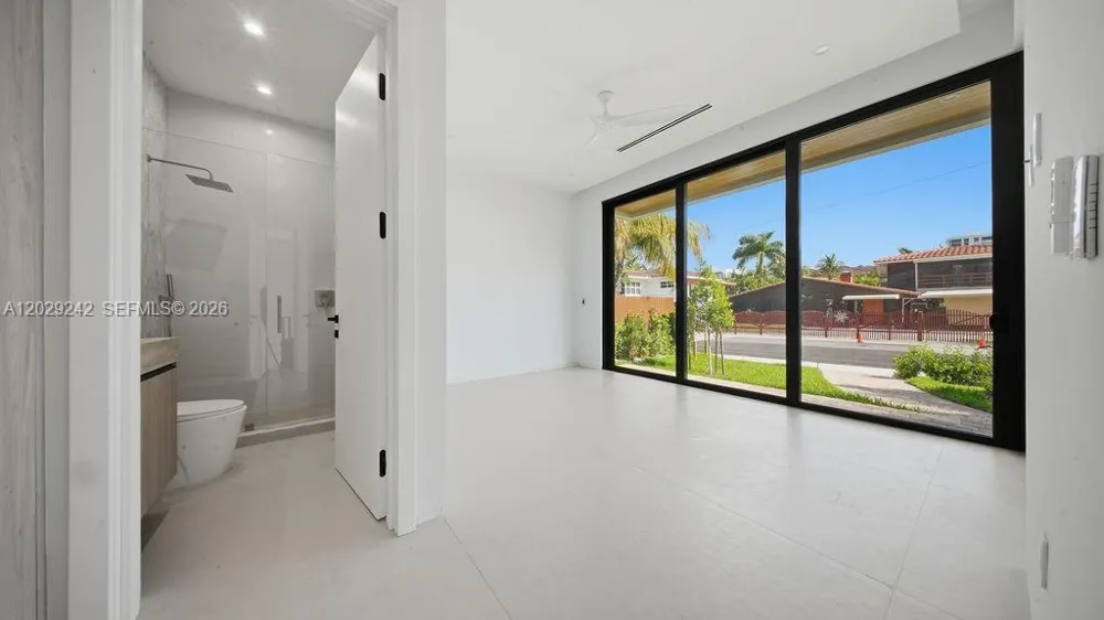3318 NE 16TH PLACE Fort Lauderdale, FL 33305