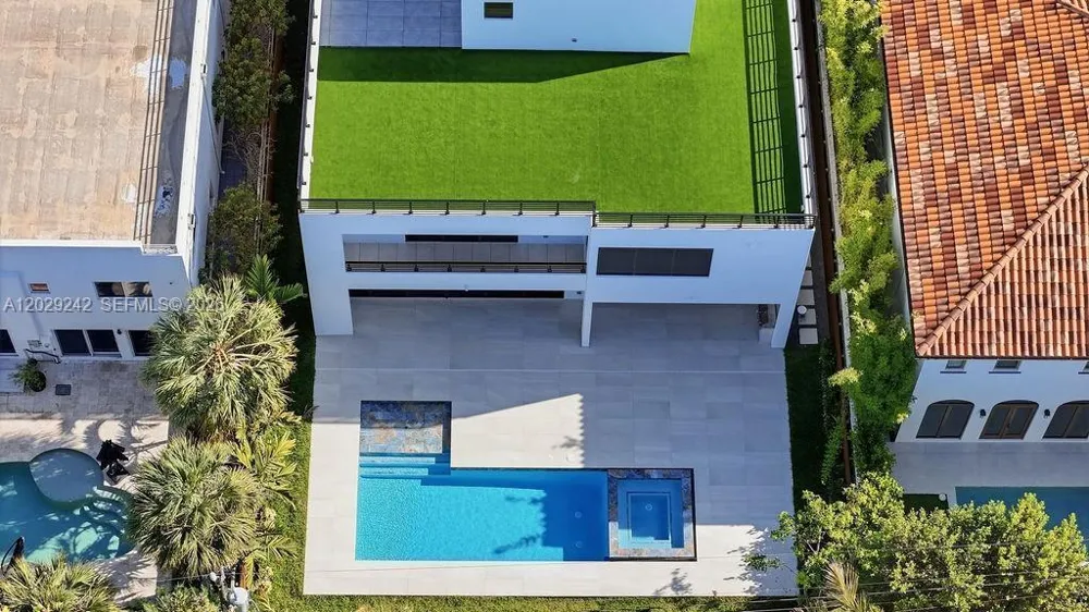 3318 NE 16TH PLACE Fort Lauderdale, FL 33305