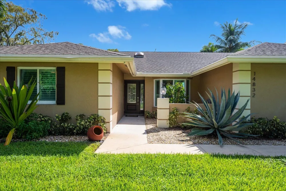 14832 PADDOCK DRIVE Wellington, FL 33414