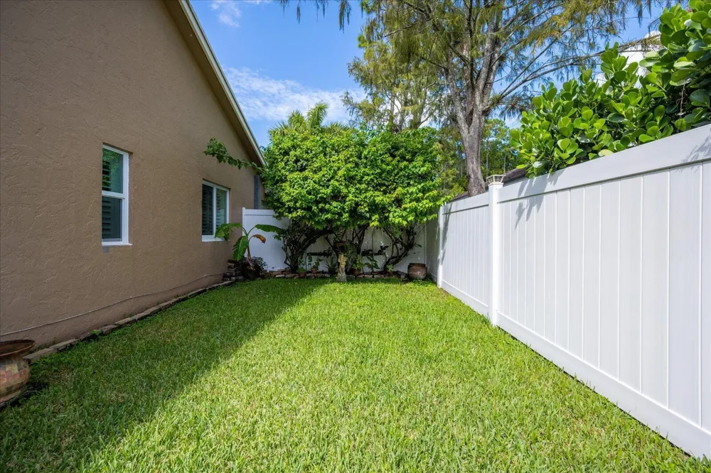 14832 PADDOCK DRIVE Wellington, FL 33414