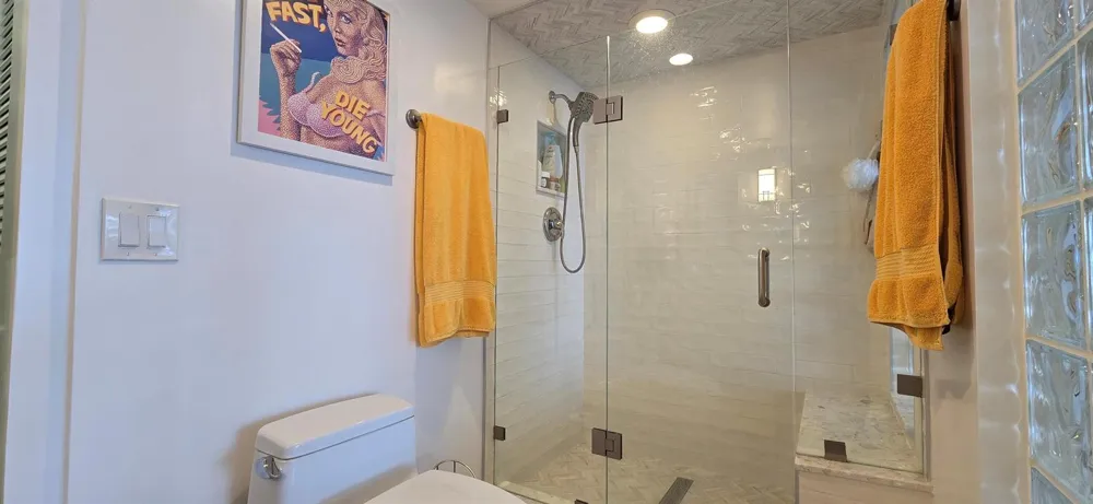 60 Yacht Club Drive #405 North Palm Beach, FL 33408