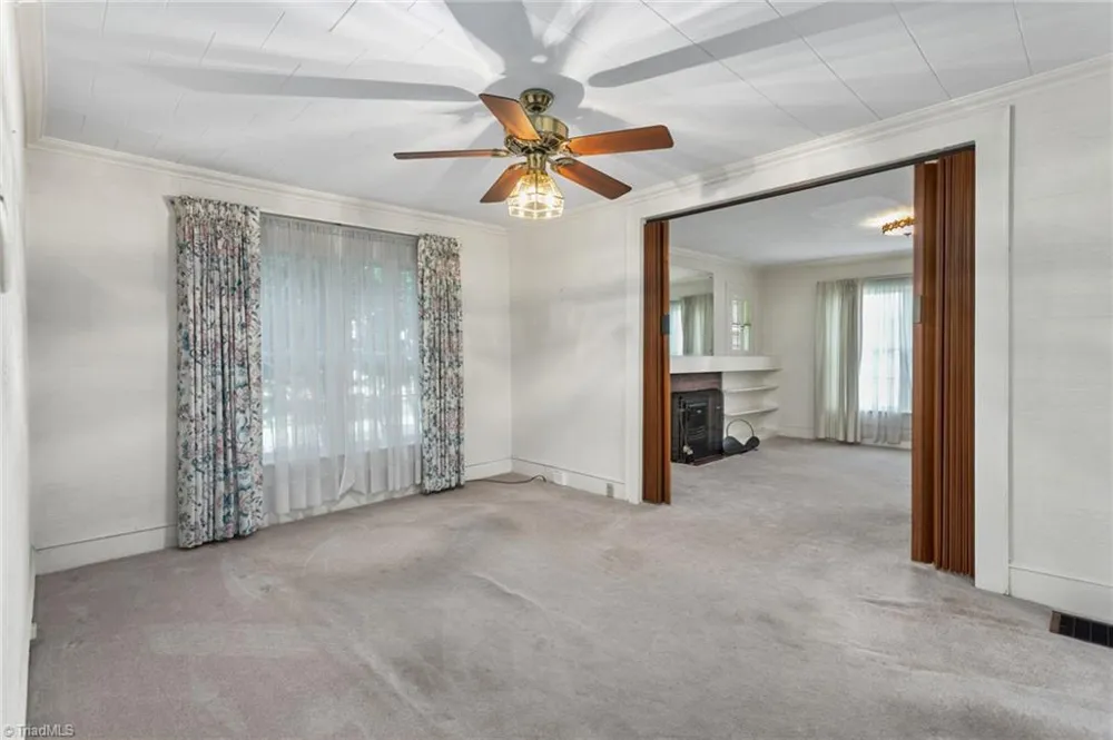 709 E Sunrise Avenue Thomasville, NC 27360