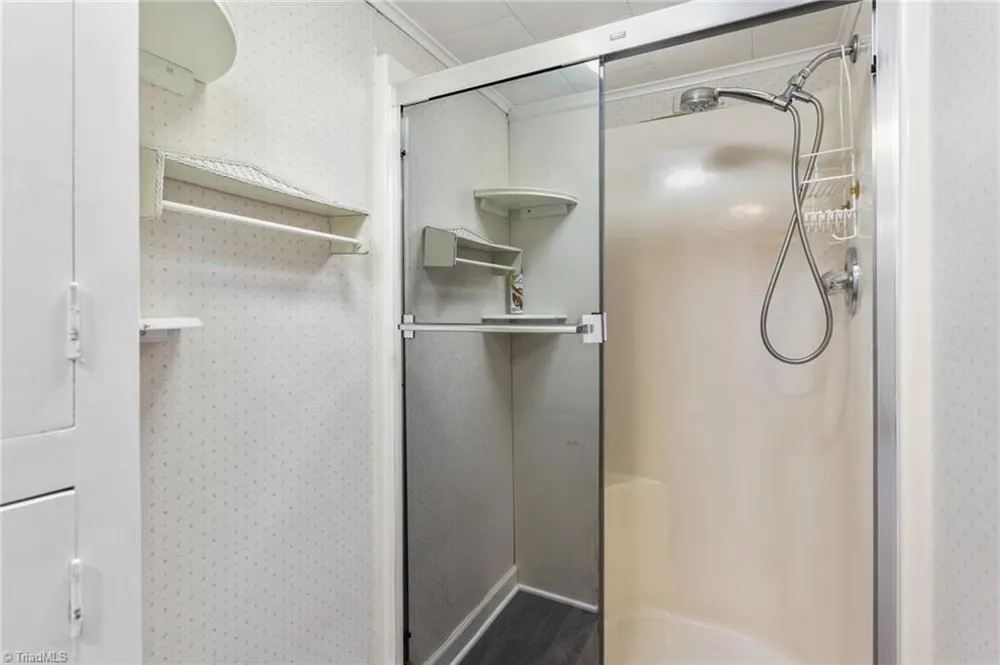 709 E Sunrise Avenue Thomasville, NC 27360