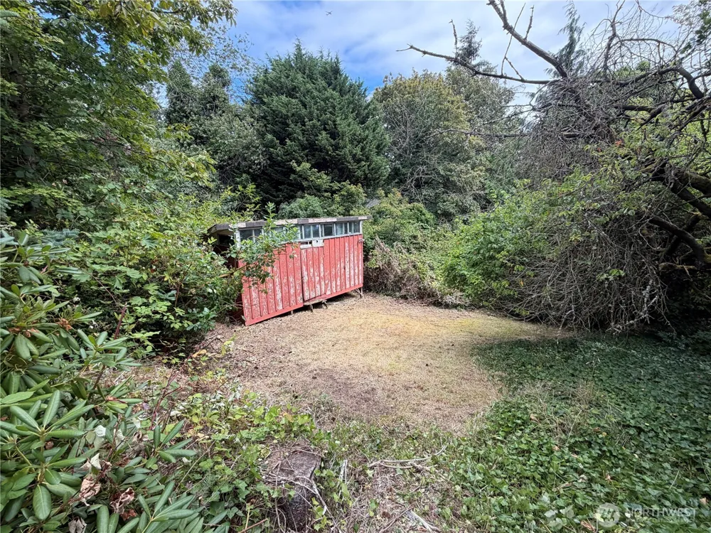 11334 Corliss Avenue Seattle, WA 98133