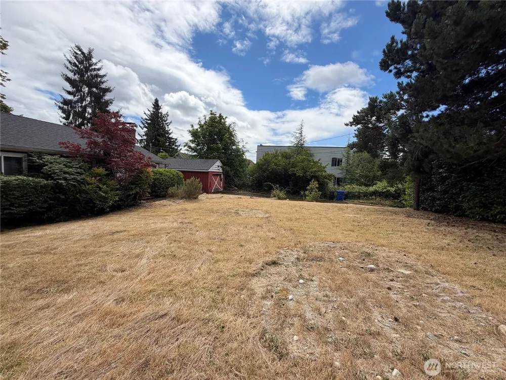 11334 Corliss Avenue Seattle, WA 98133