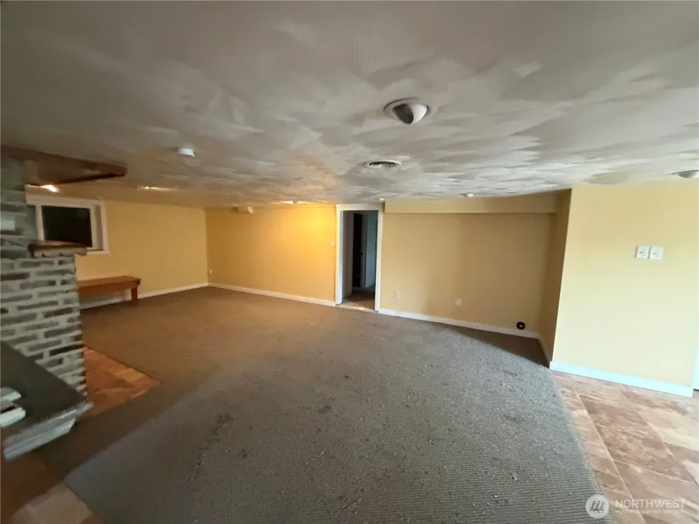 11334 Corliss Avenue Seattle, WA 98133